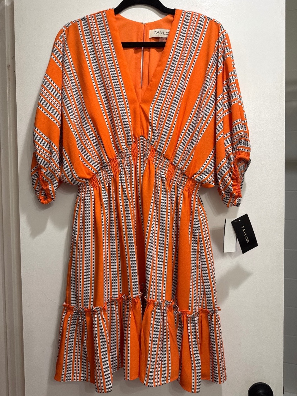 Festive & flattering Taylor mini-dress | NWOT